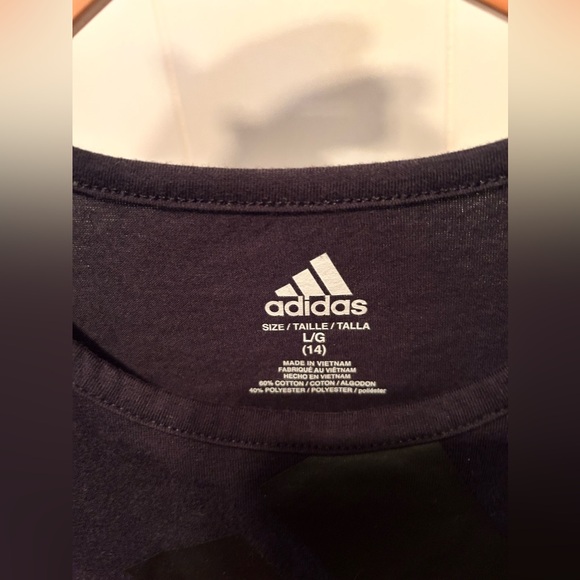 Adidas logo capped sleeve girls T size Large/14 - Picture 8 of 9